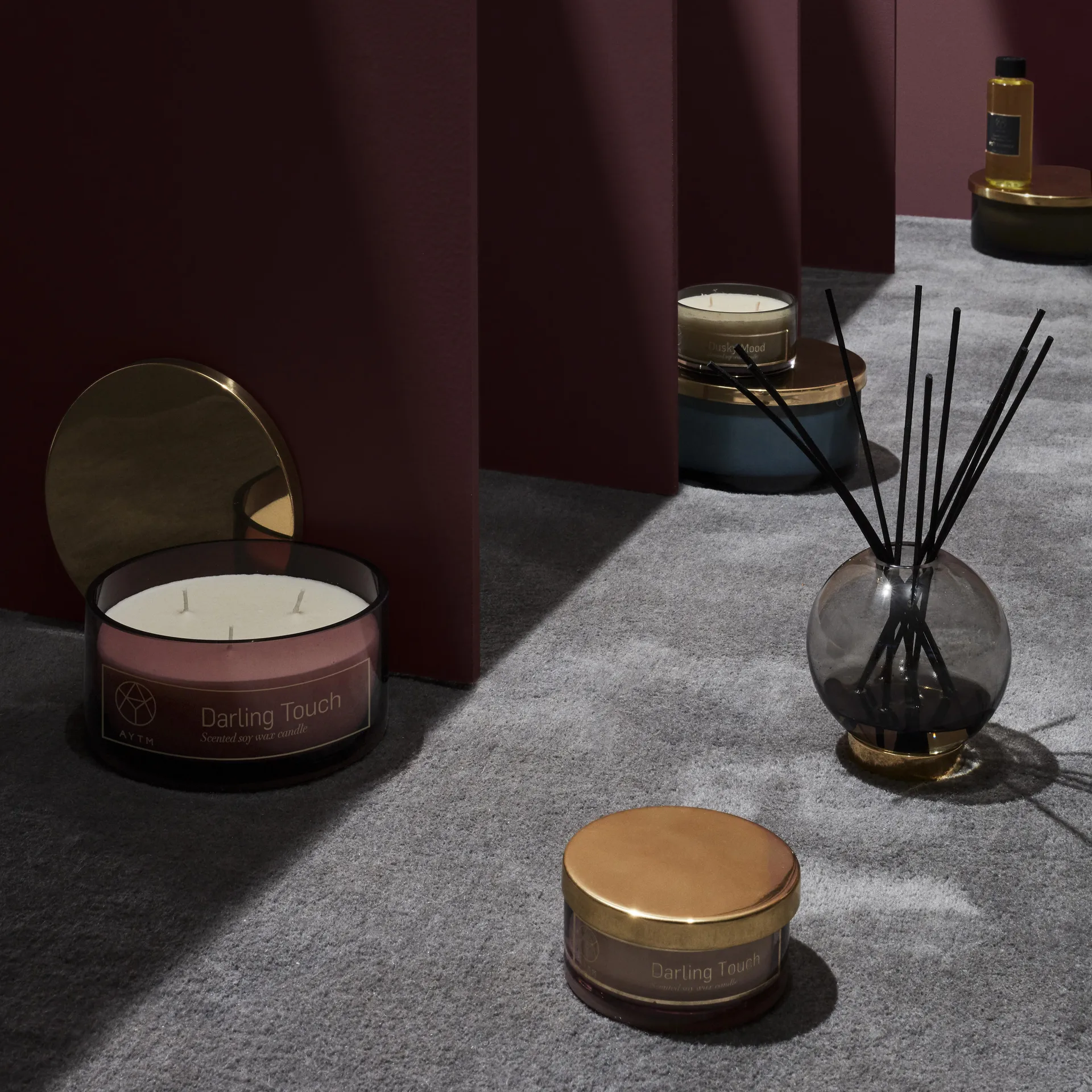 Globe 花瓶 small, 黑色-brass AYTM