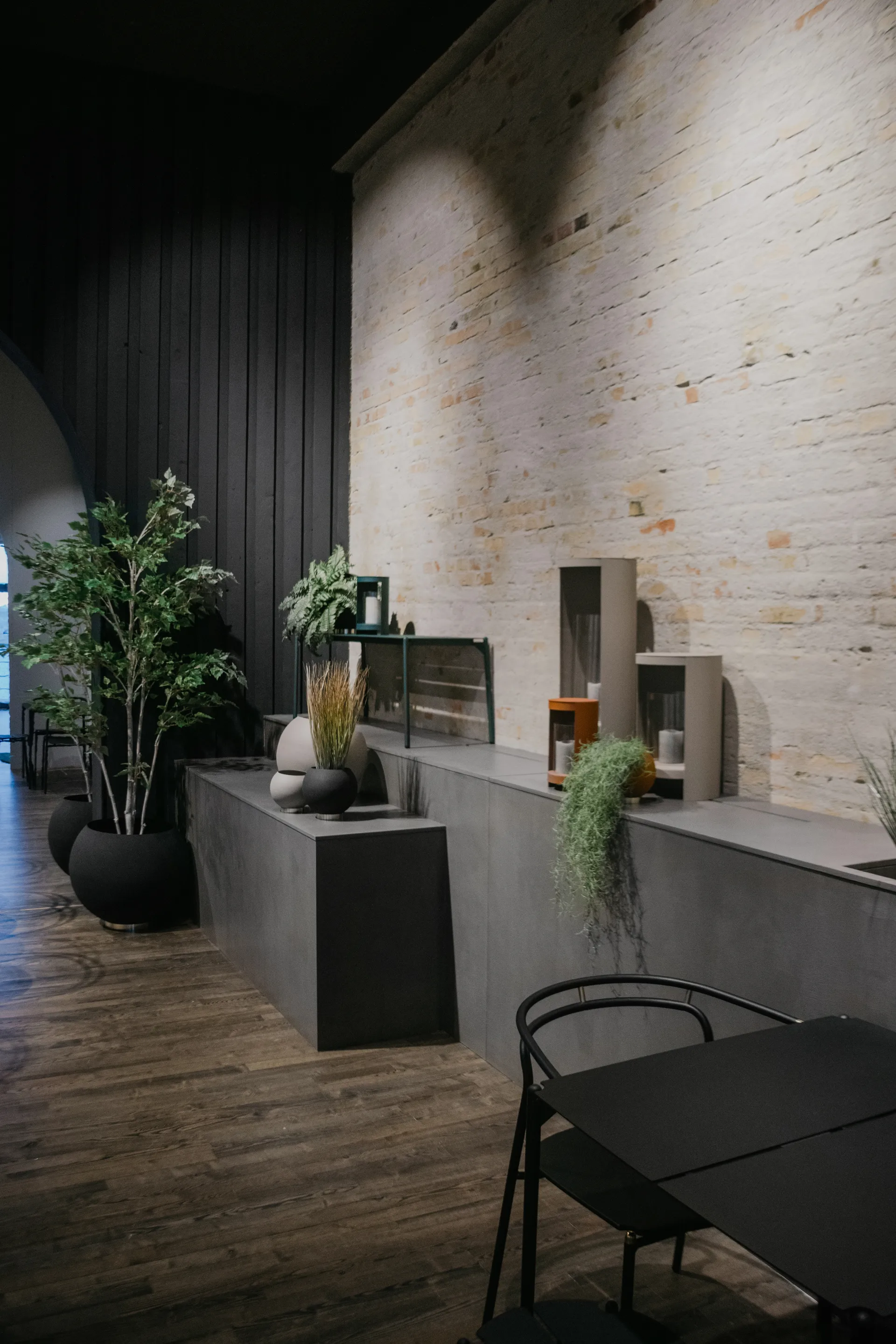 NOVO 桌子 80x80x72 cm, 黑色 AYTM