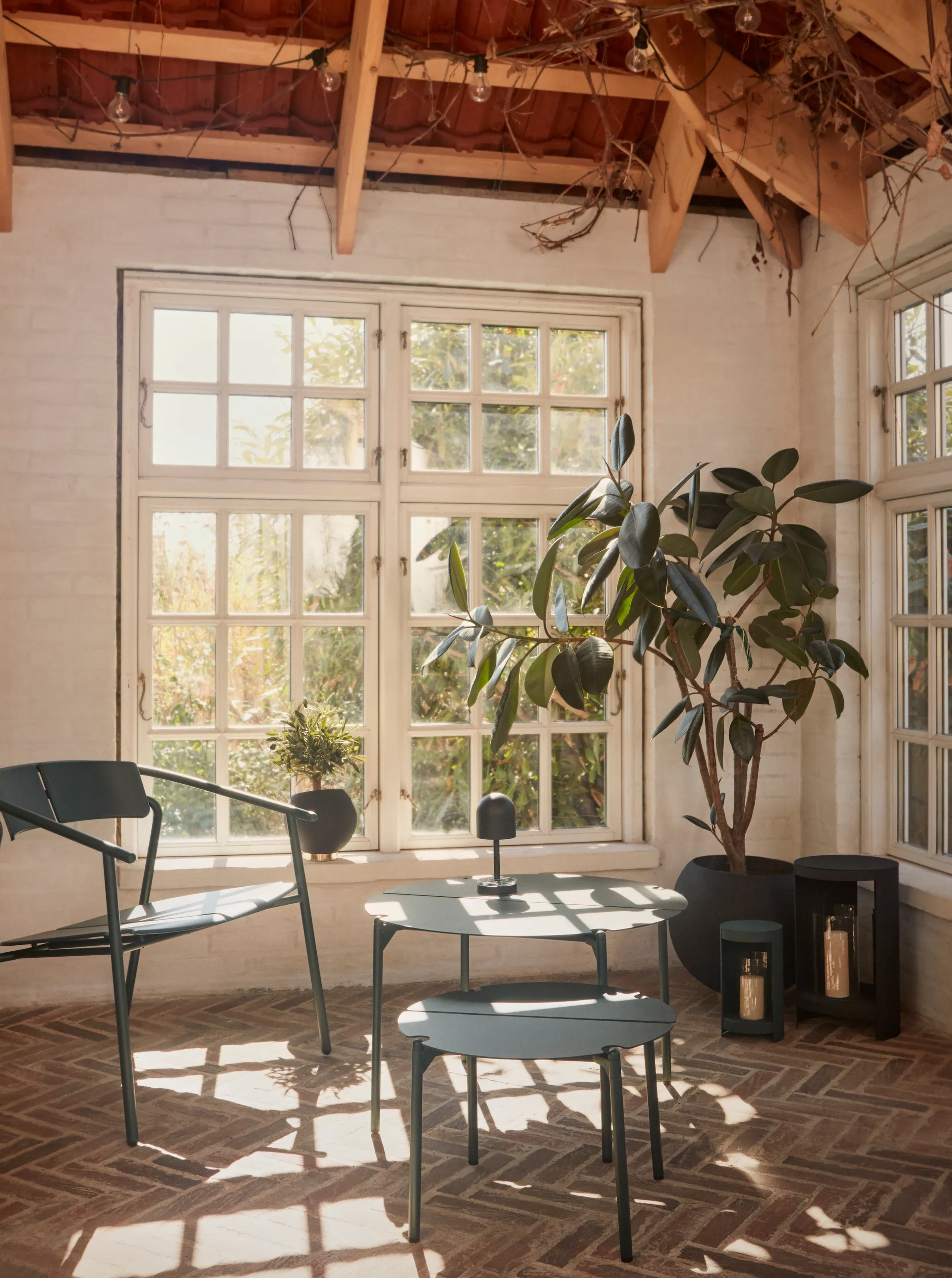 NOVO lounge 桌子 Ø70x45 cm, Forest AYTM