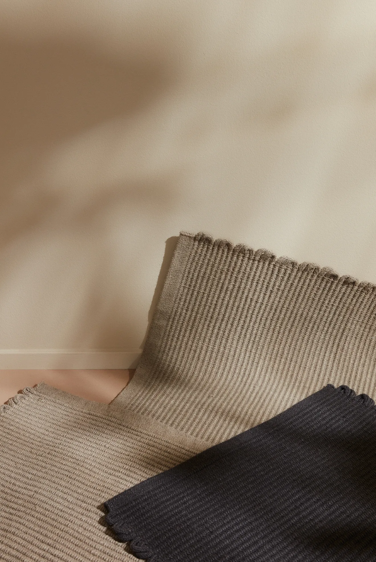 Redono doormat 50x70, 灰褐色（Taupe） AYTM