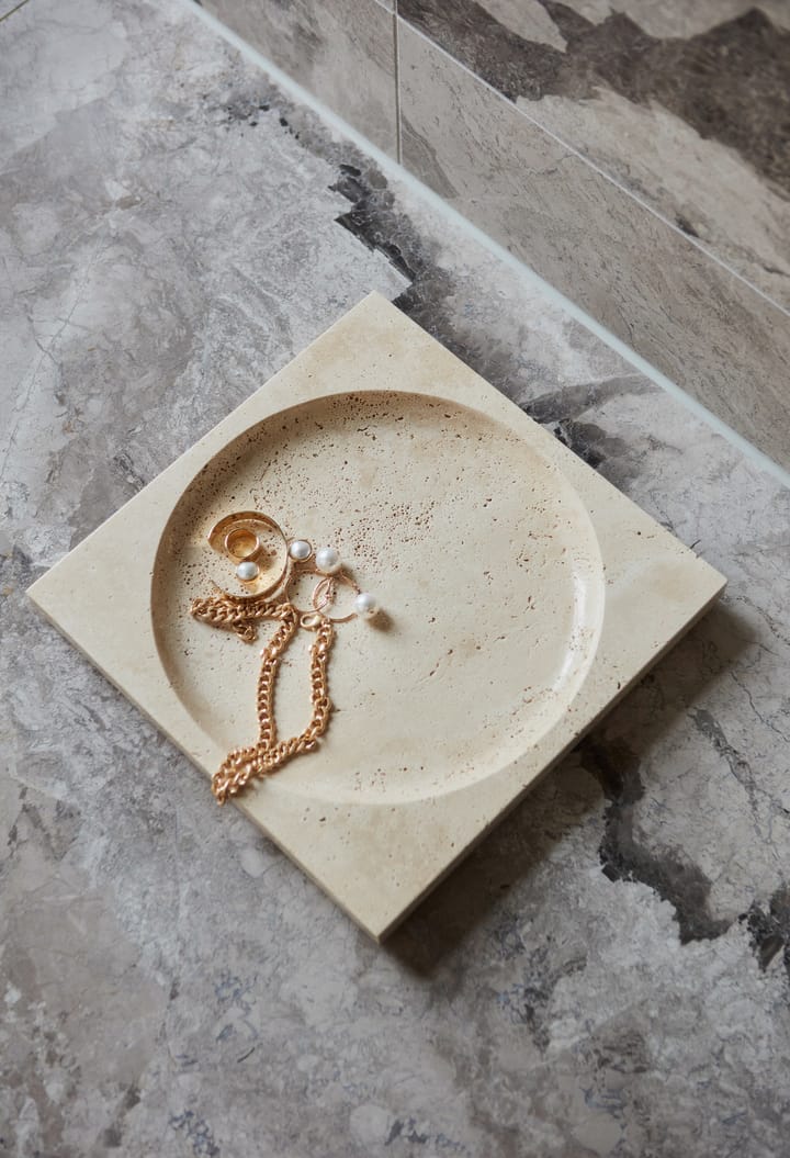 Regina 碟 travertine, 30x30 cm AYTM