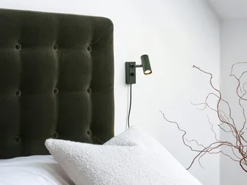 Cato壁灯 - Blank forest green-哑光黑色 - Belid