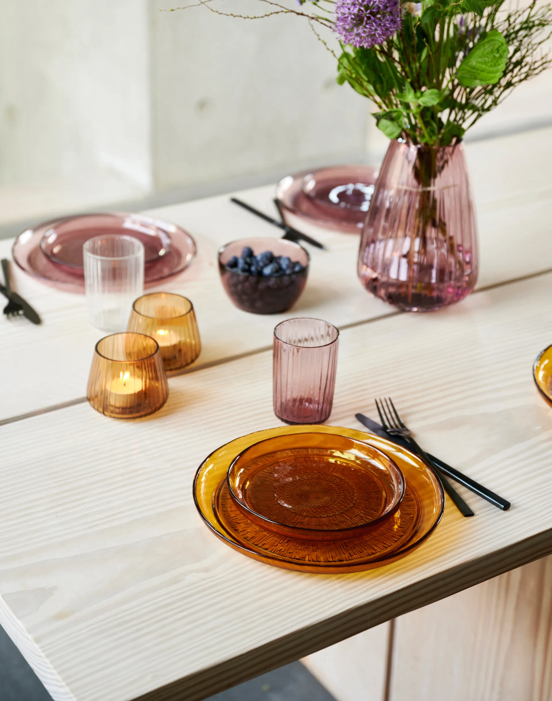 Kusintha 盘子 Ø25 cm, Amber Bitz