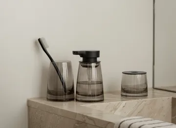 Ava 艾娃 皂液器250ml - 黑色 - blomus