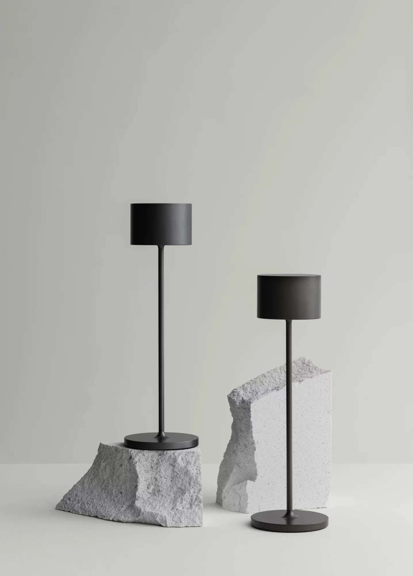 Farol 移动LED灯33cm, 烧色金属 blomus
