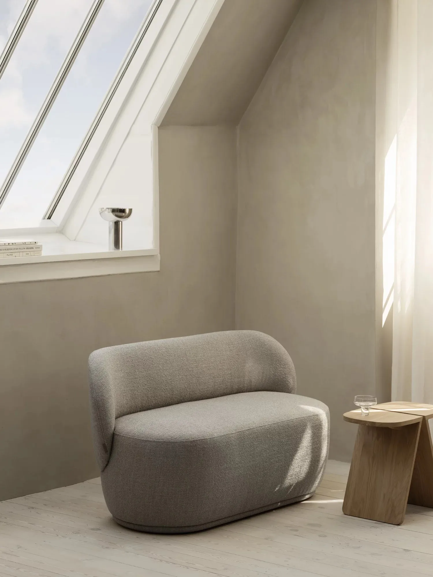 MIYABI hyacinth 花瓶 Ø17 cm, 抛光的 blomus