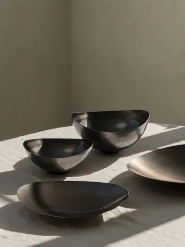 ONDEA小号碗 28,5x34cm - 烧色金属 - blomus
