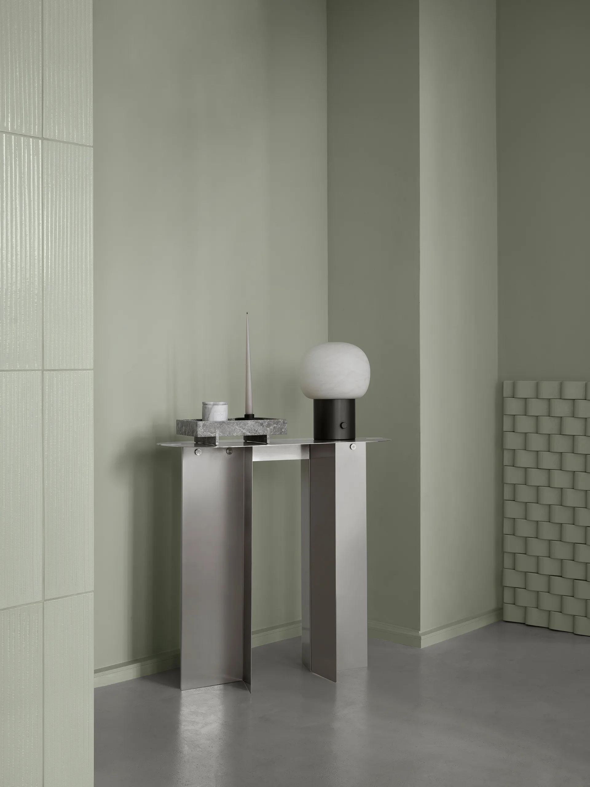 ORU 小边桌 80x35x75 cm, 哑光 不锈钢 blomus