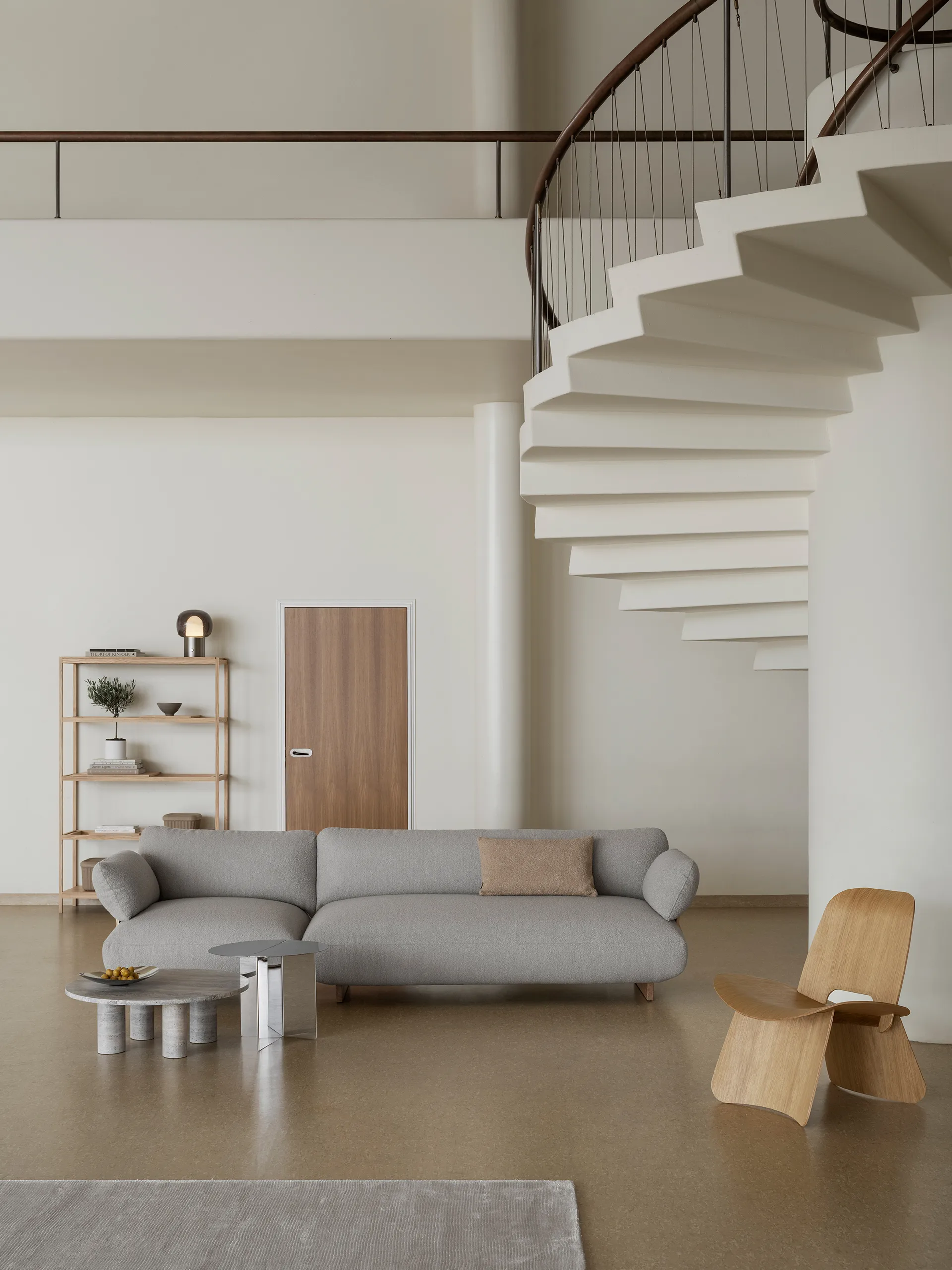 ORU 小边桌 M Ø50 cm, 抛光的 不锈钢 blomus