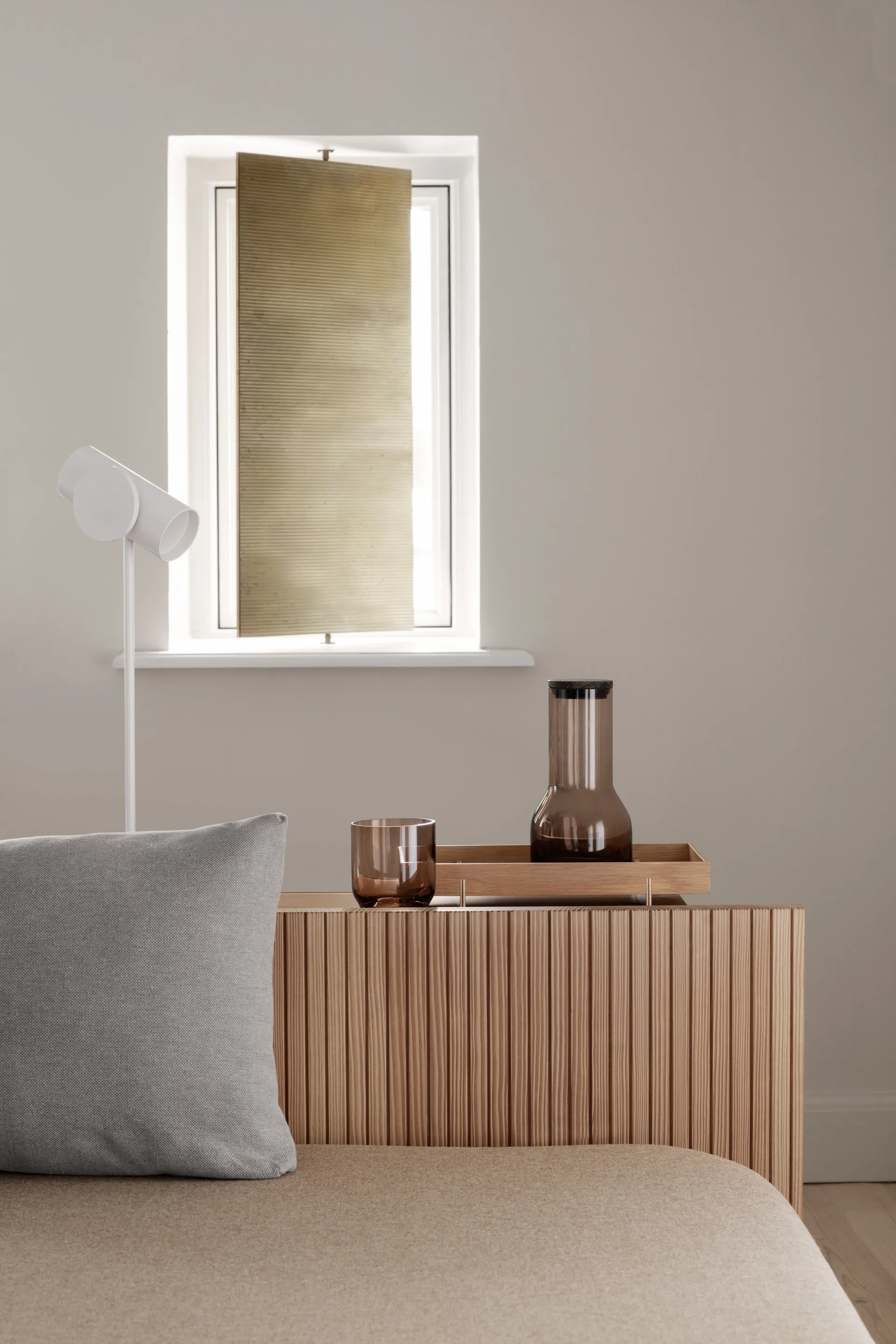 Stage 台灯, Lily 白色 blomus