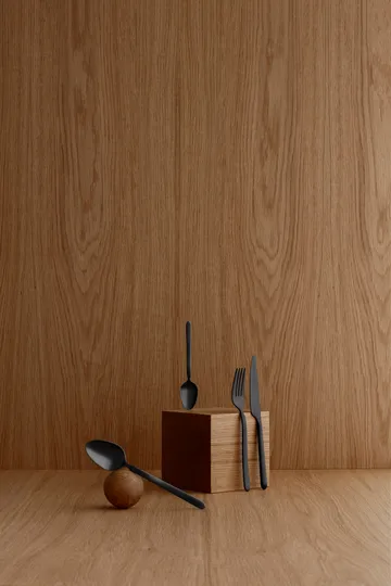 STELLA 餐具 cutlery black - 16 pieces - blomus