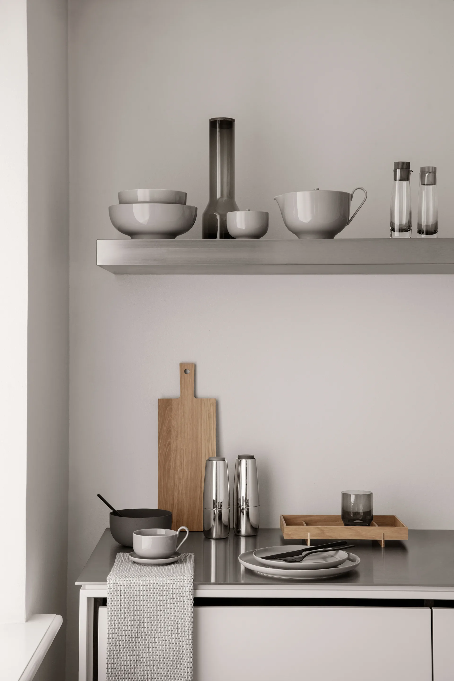 STELLA 餐具 cutlery black, 16 pieces blomus