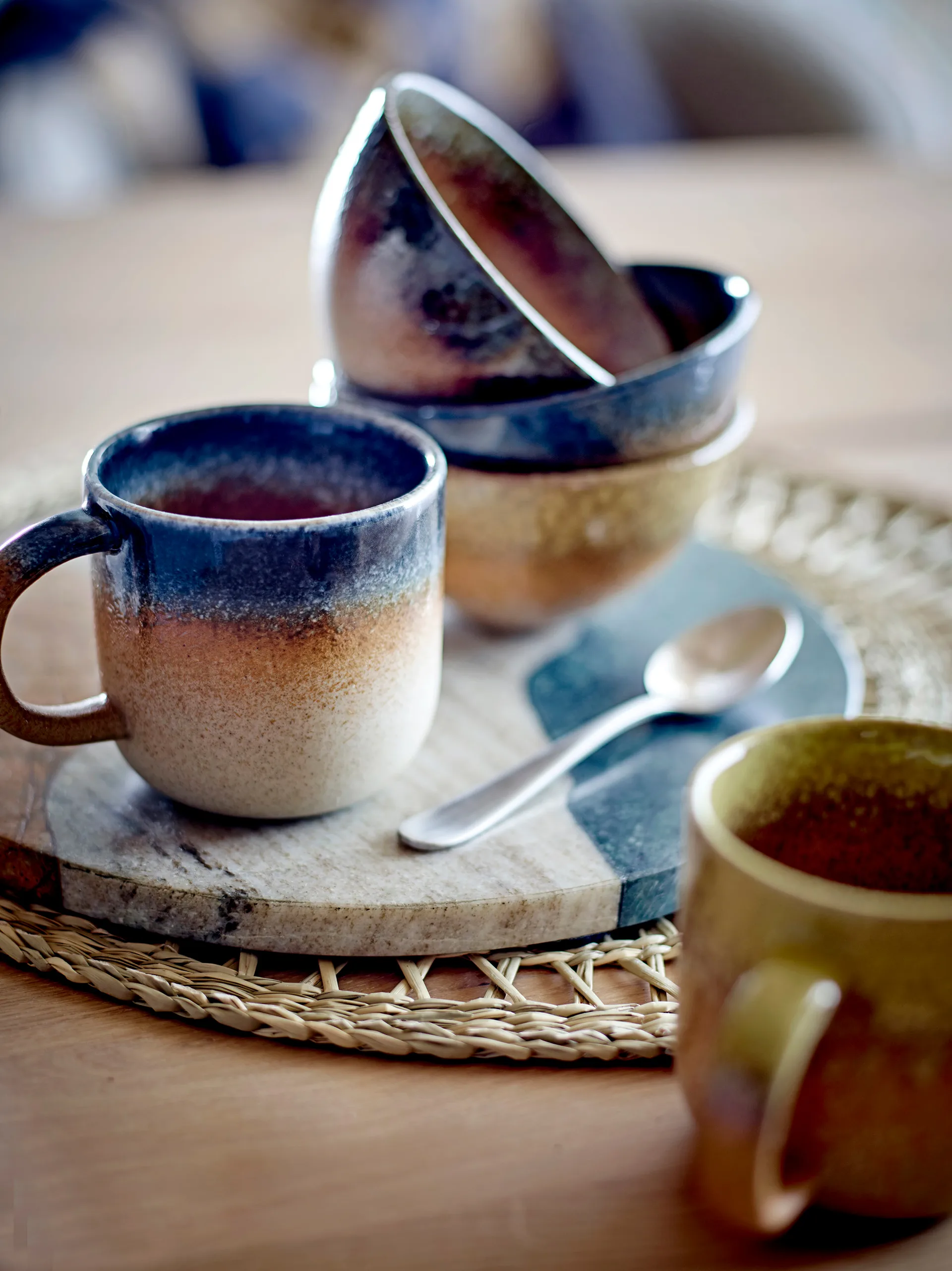 Adelaide 切菜板/砧板 Ø25 cm, Green-white-yellow marble Bloomingville