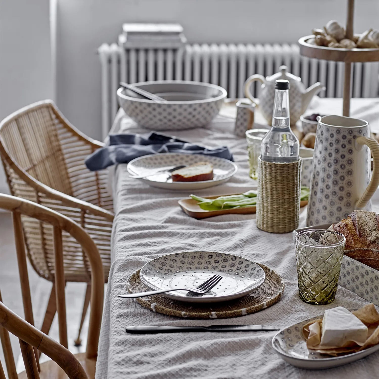 Elsa 盘子 25 cm, 灰色 Bloomingville