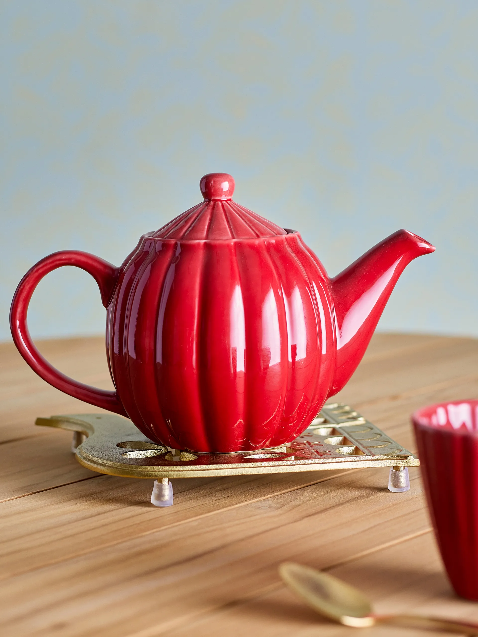 Latina 陶瓷茶壶1.085升, 红色 Bloomingville