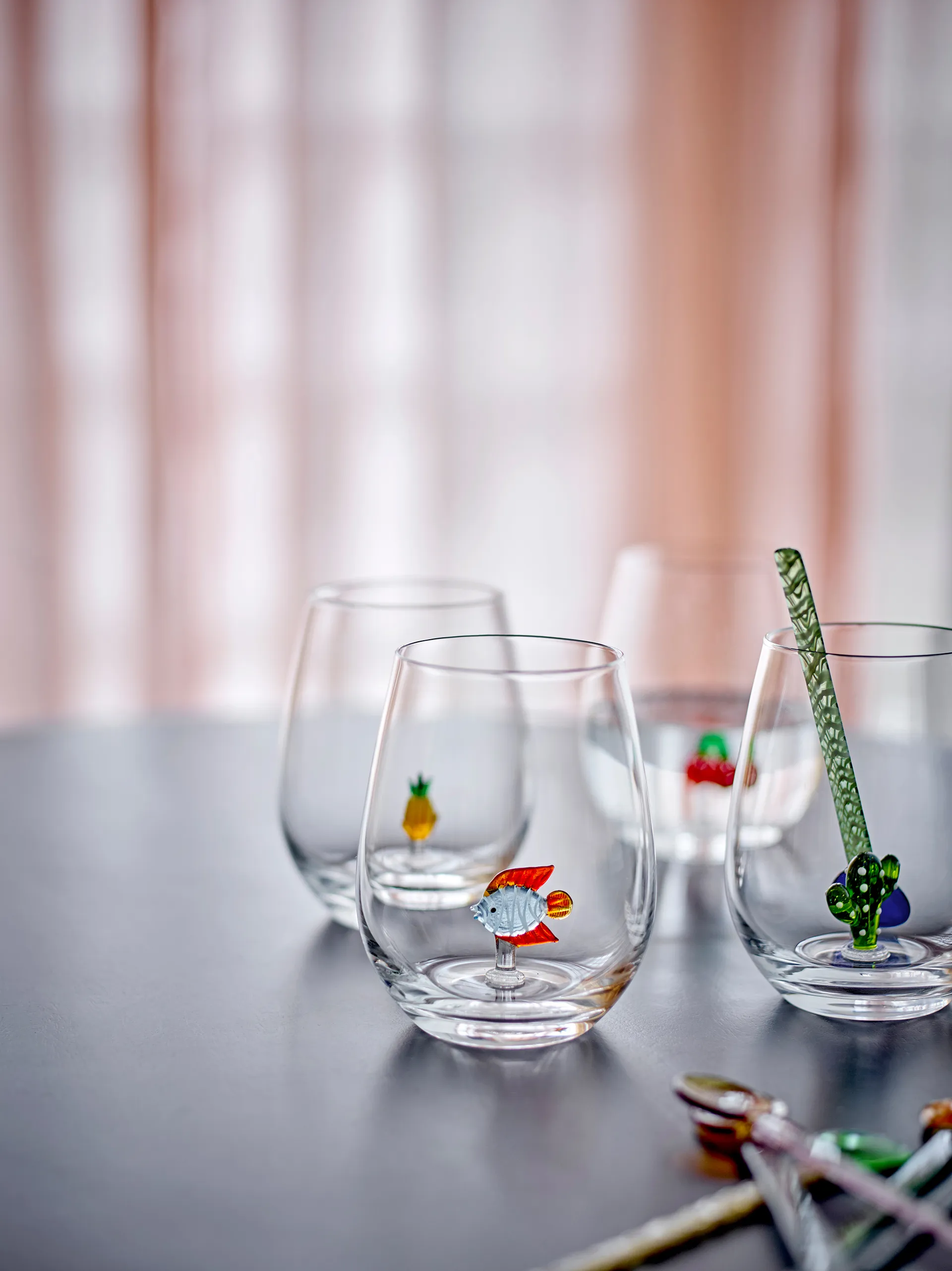 Misa 杯子/玻璃杯/酒杯 56 cl, 透明-cherry Bloomingville