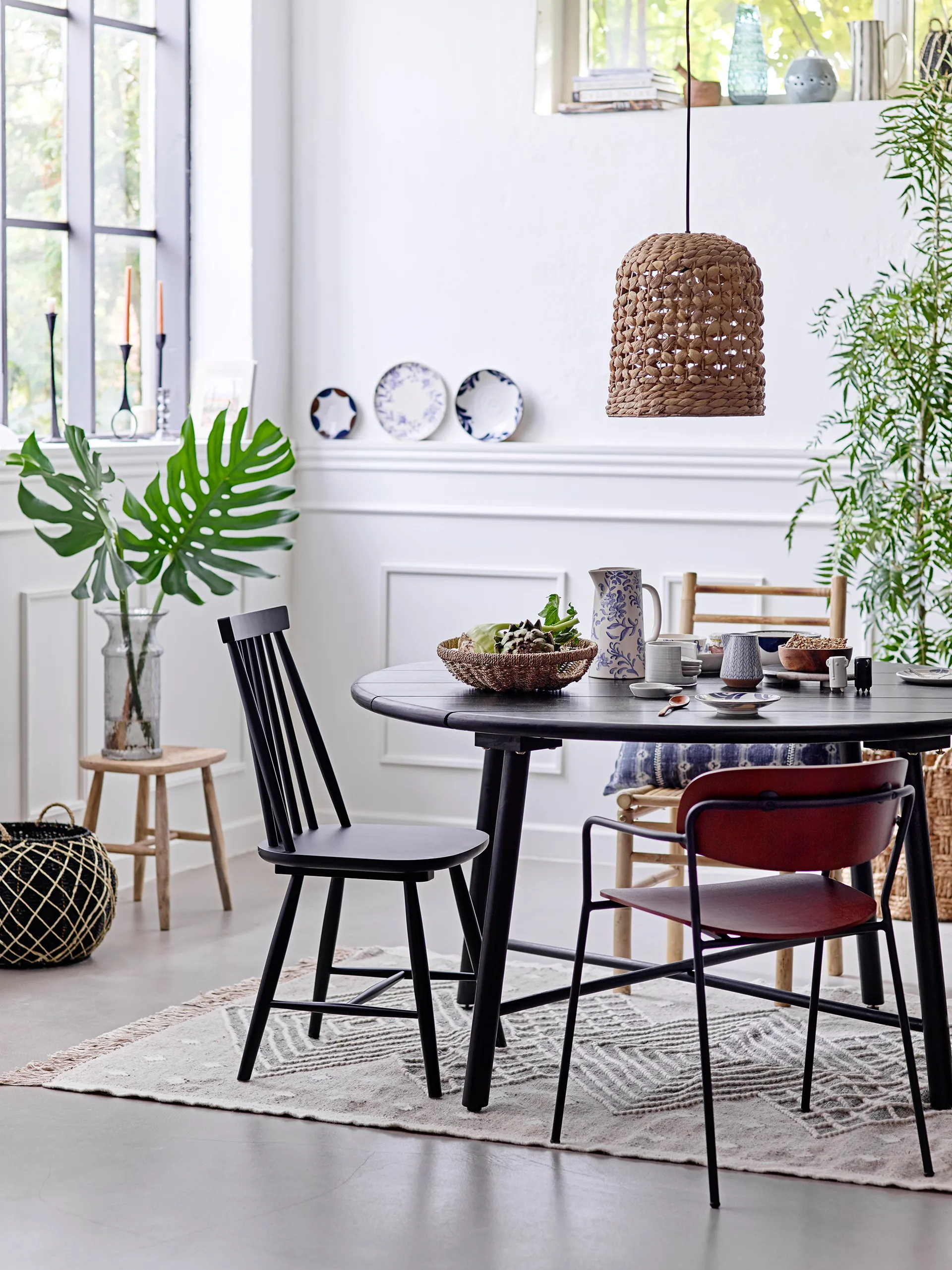 Petunia 盘子 Ø24 cm, 蓝色 Bloomingville