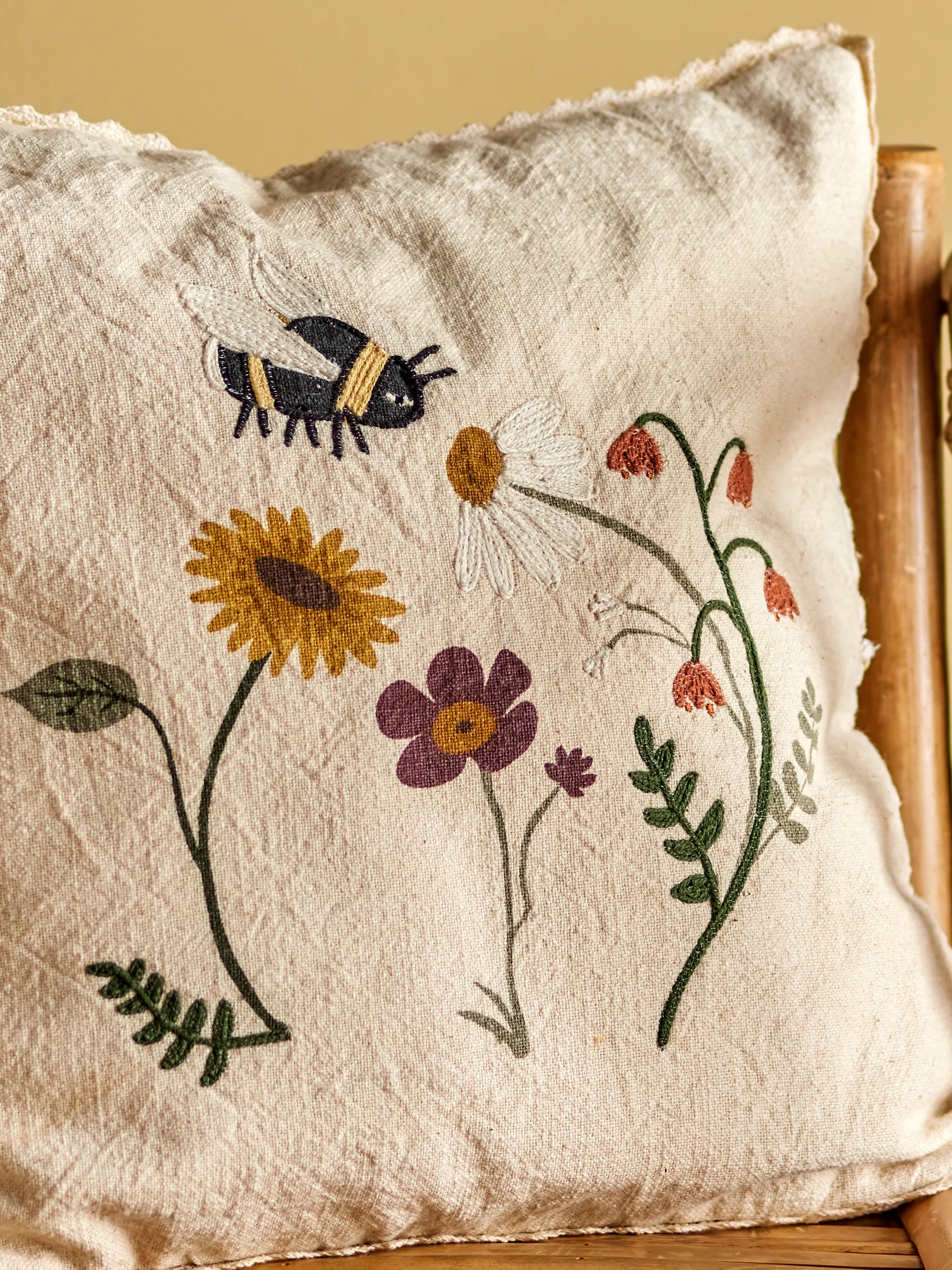 Tibbe 靠枕|靠垫 40x40 cm, Nature floral Bloomingville