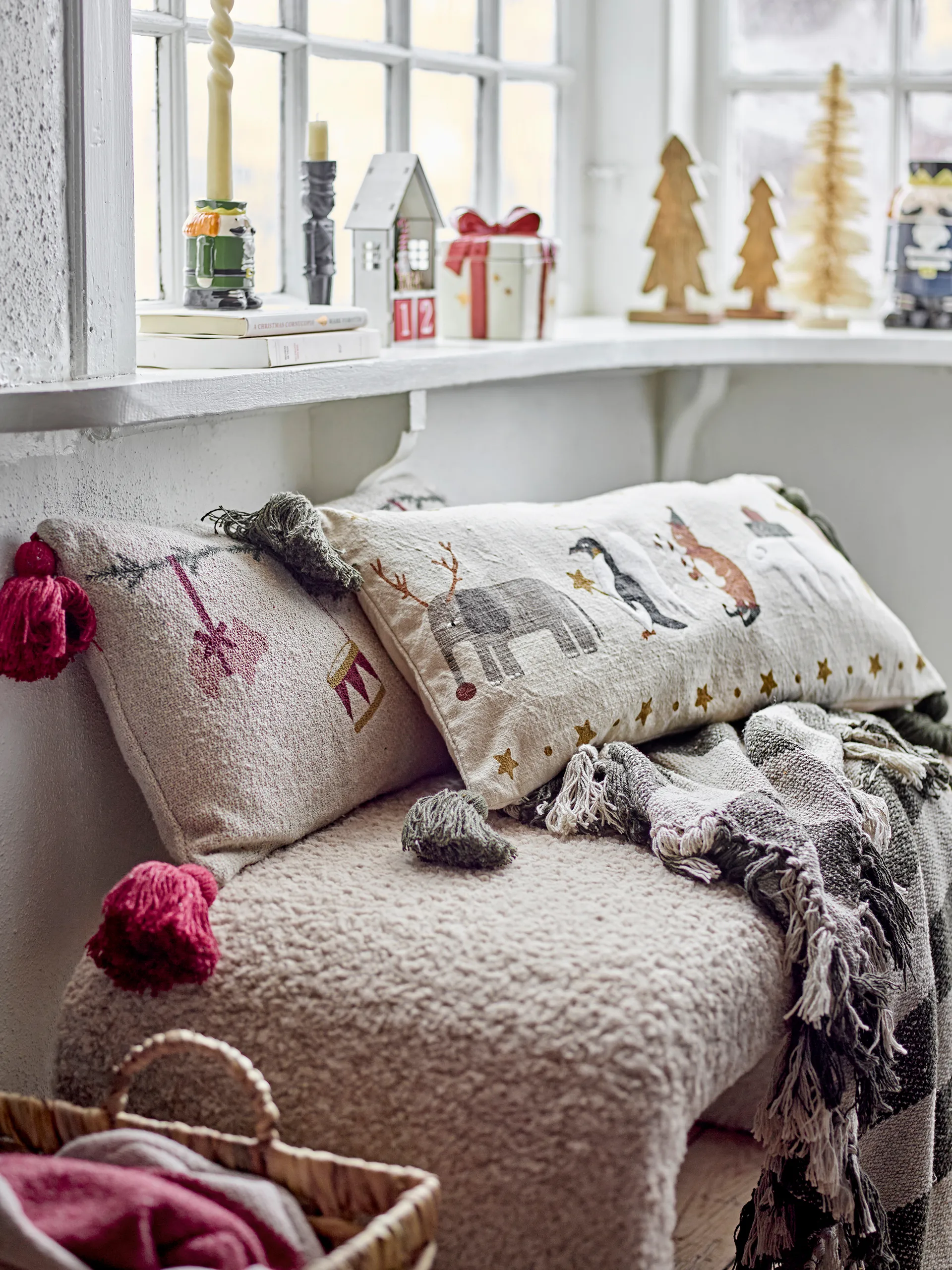 Valentin 靠枕|靠垫 30x60 cm, 白色 Bloomingville