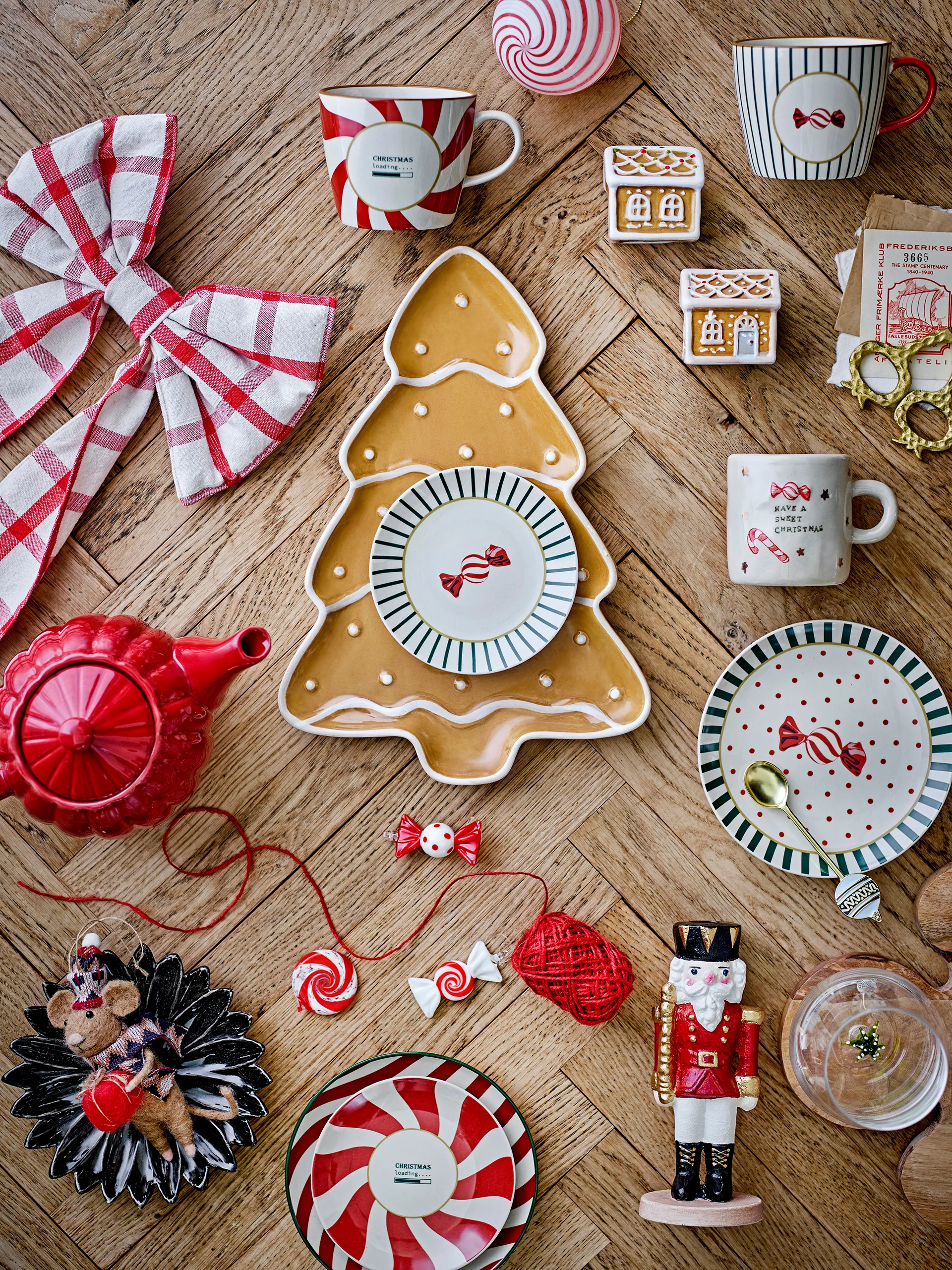 Yule 盘子 Ø16 cm, 原色/自然色 红色 Bloomingville