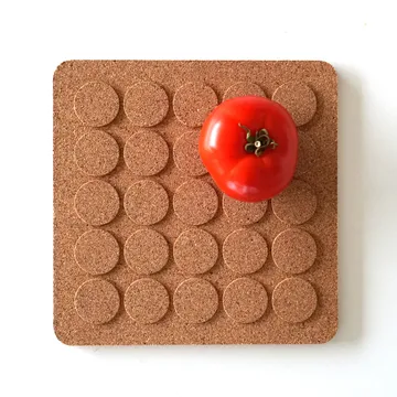 Dots 方形锅垫 20x20cm - 棕色 - Born In Sweden