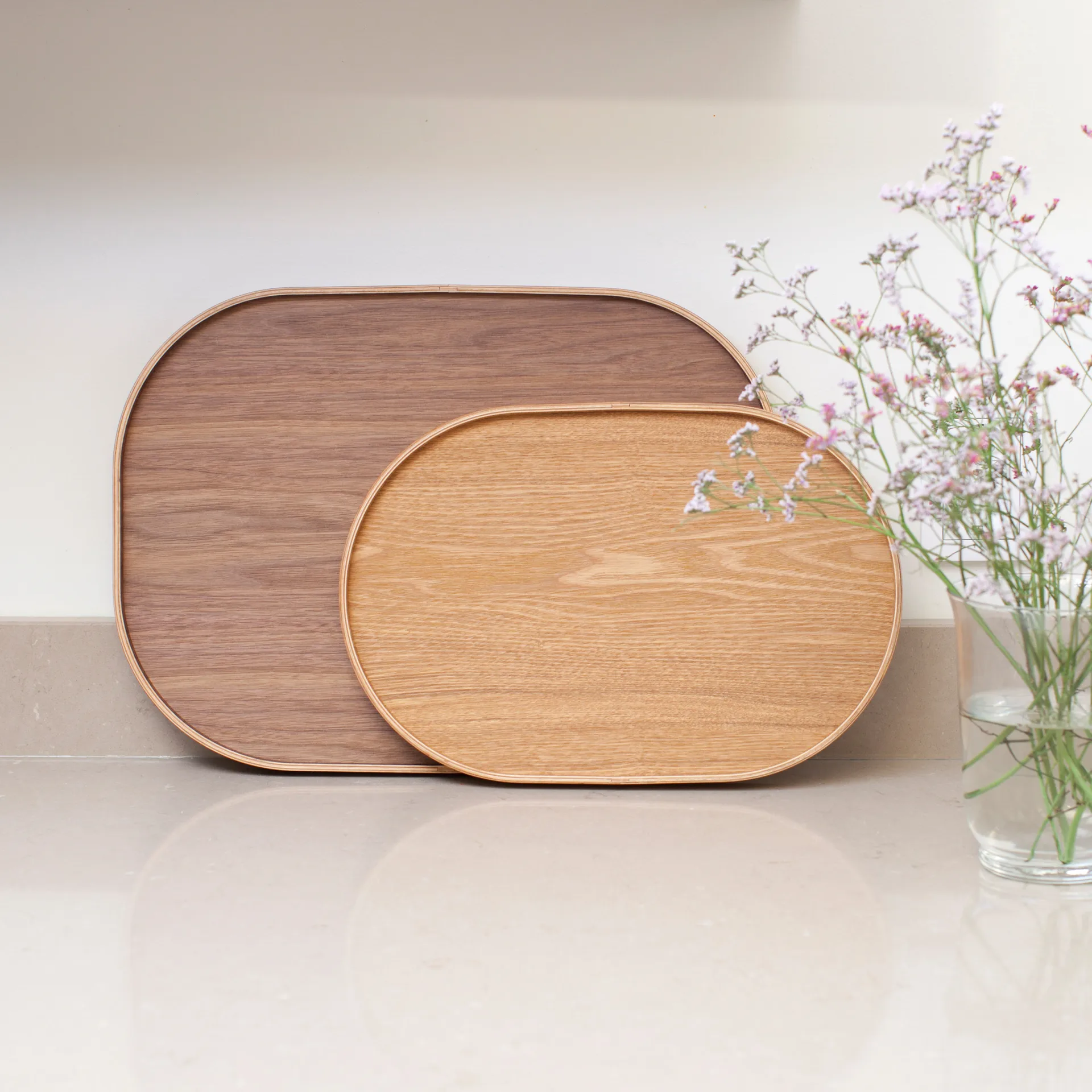 Bosign 弧形餐用托盘 中号 26x39cm, 柳木色 Bosign