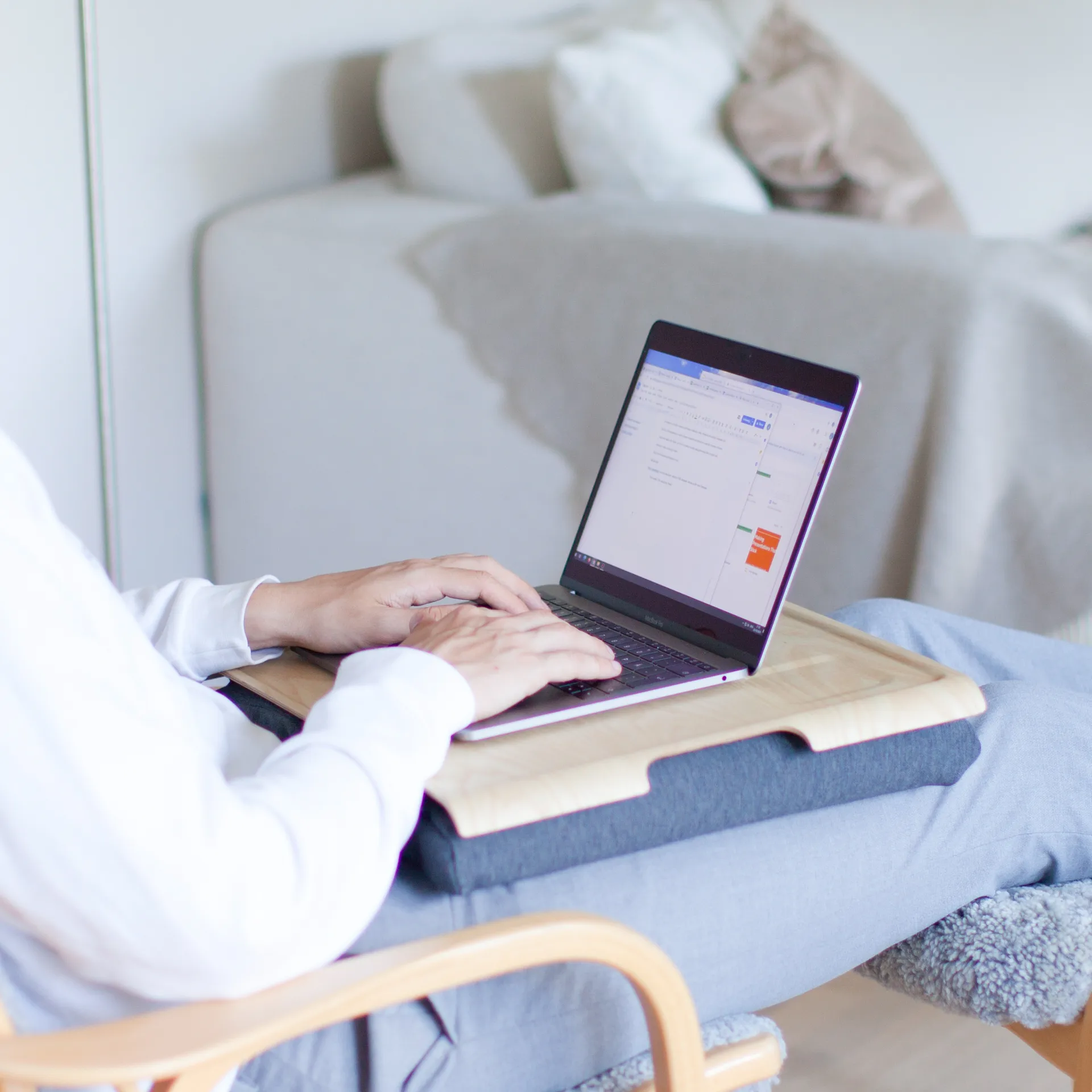 Bosign lap 托盘, Ash wood-灰色 Bosign