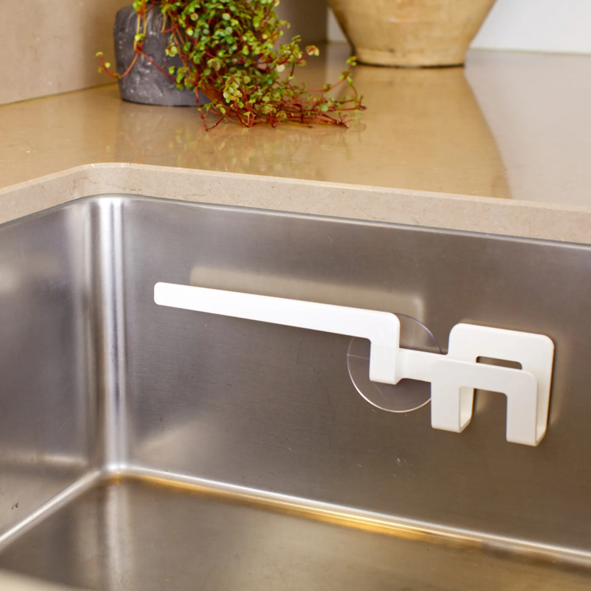 Holder for 抹布洗碗布 和 dish sponge 吸盘, 白色 Bosign