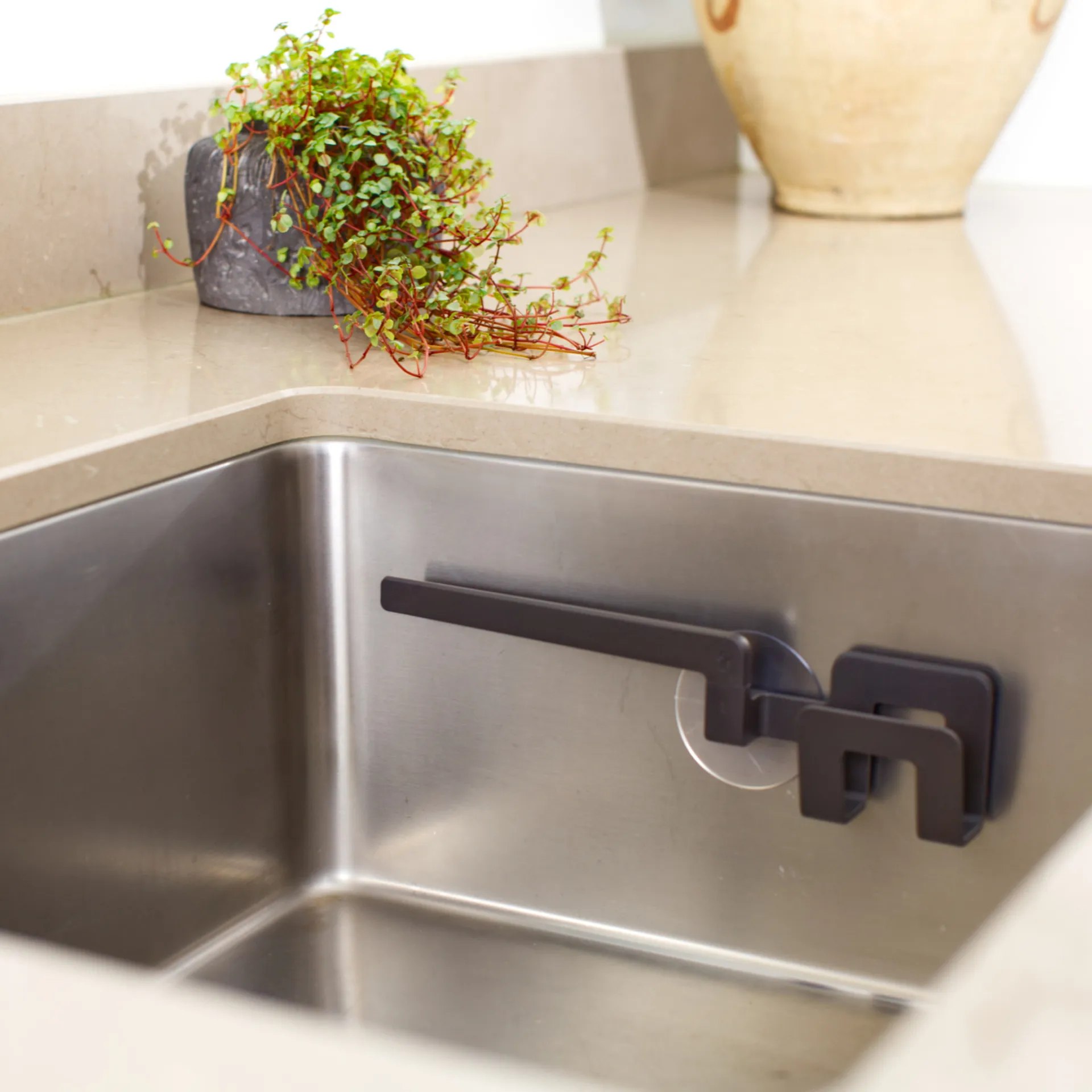 Holder for 抹布洗碗布 和 dish sponge 吸盘, 石墨灰 Bosign