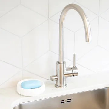 带隐式排水孔硅胶肥皂碟 中号 - 白色 - Bosign
