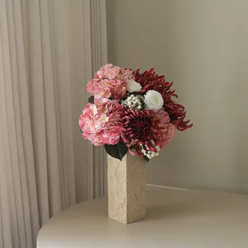 玫瑰色 梦幻 人造花束 - 绣球花、蜘蛛菊、花毛茛，77cm - Botané