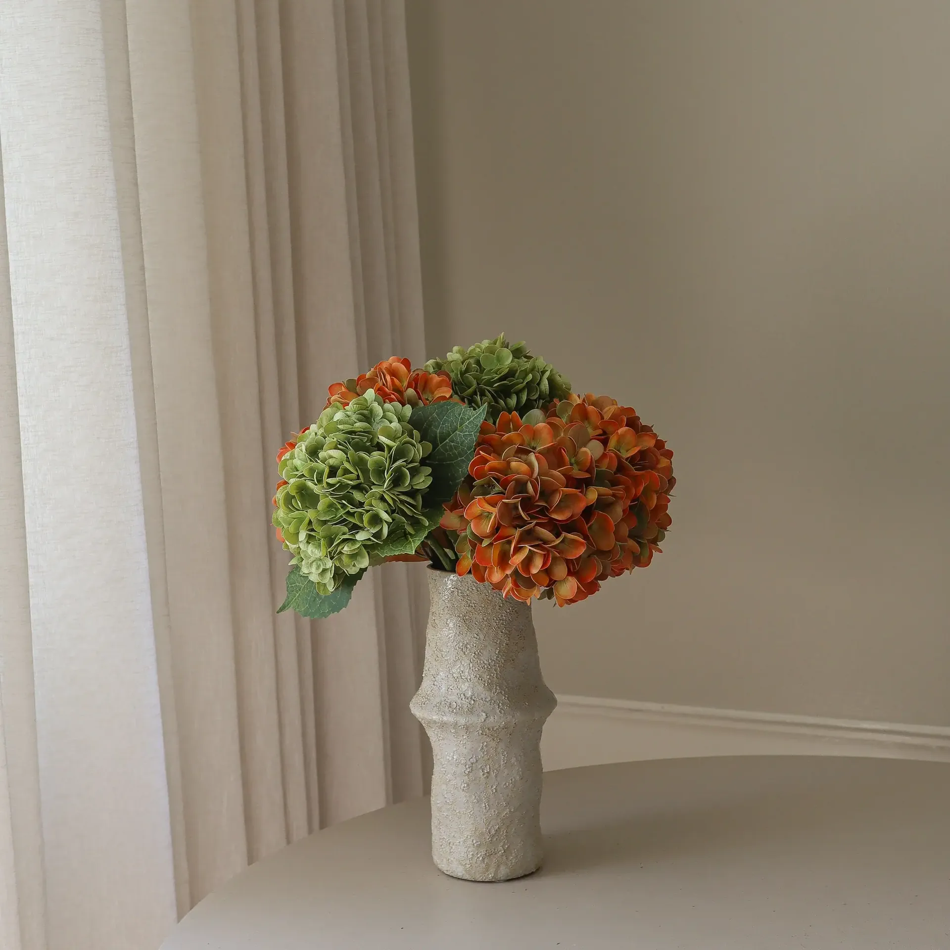 Hydrangea 绣球花 仿真花艺术装置, 铜色，60cm，7个 Botané