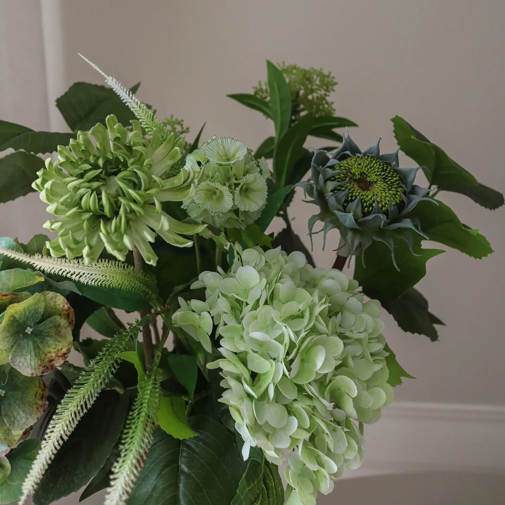 Sage Garden 人造花束, 绣球花-半仙人掌大丽花 112cm，10件 Botané