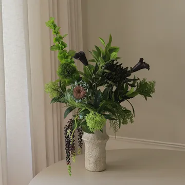 Verdant Noir 人造花束 - 马蹄莲—蜘蛛菊—秋向日葵，92cm，13支 - Botané
