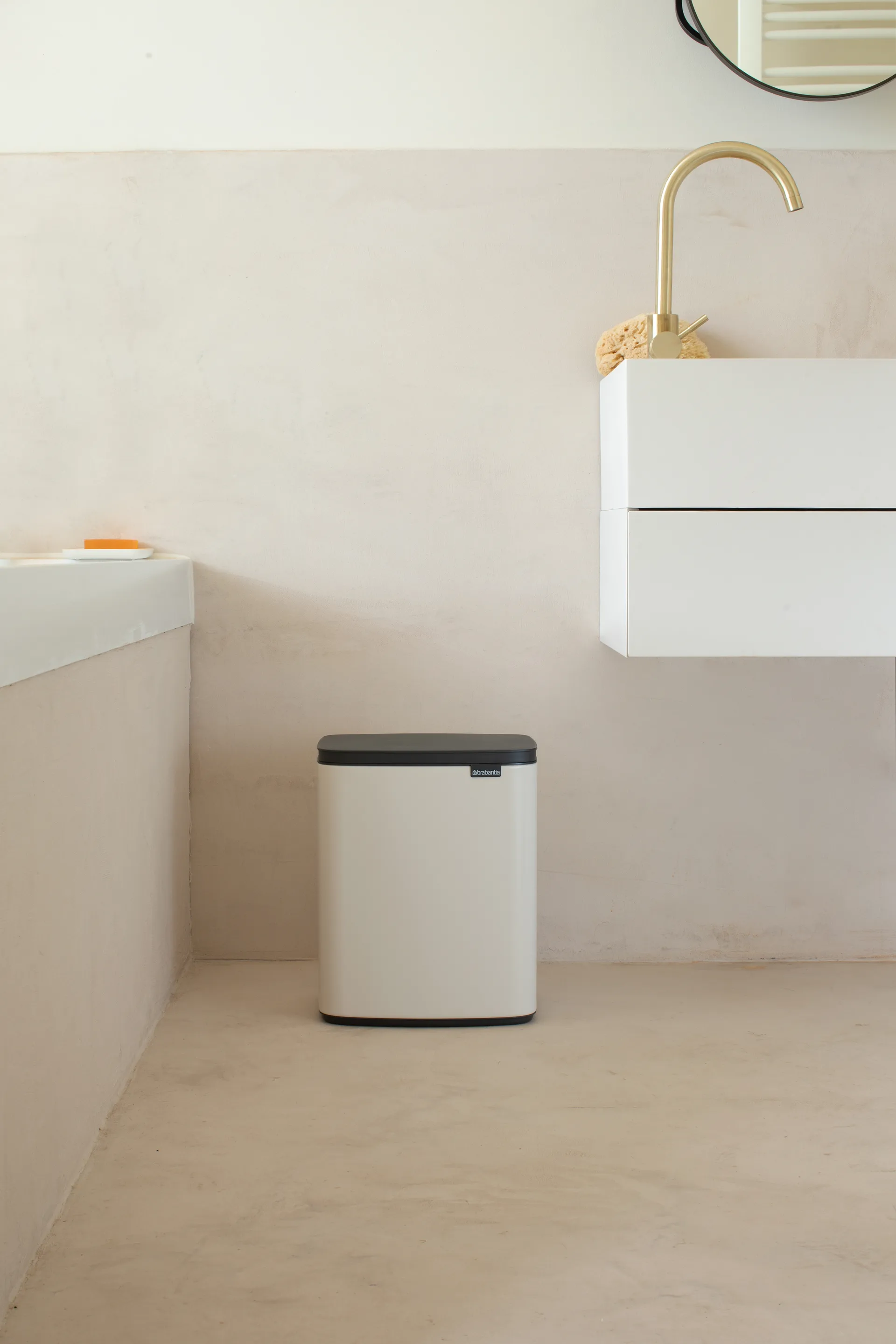 Bo 垃圾桶 12升, 柔和米色 Brabantia