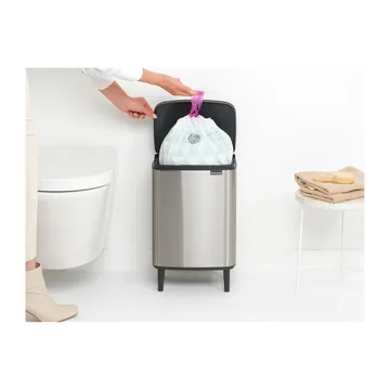 Bo 高款废纸篓12L - 拉丝钢材_哑光 - Brabantia