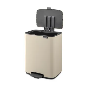 Bo 北欧风格脚踏式垃圾桶12L - 柔和米色 - Brabantia