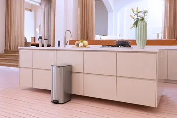 Bo 北欧风格脚踏式垃圾桶30L - 哑光防指纹钢色 - Brabantia
