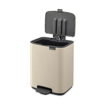 Bo 北欧风格脚踏式垃圾桶7L - 柔和米色 - Brabantia