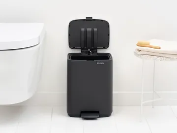 Bo 北欧风格脚踏式垃圾桶7L - 矿物无限灰色 - Brabantia
