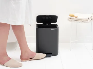 Bo 北欧风格脚踏式垃圾桶7L - 矿物无限灰色 - Brabantia