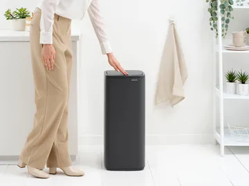 Bo Touch Bin 触碰式垃圾桶30L - 矿物无限灰色 - Brabantia