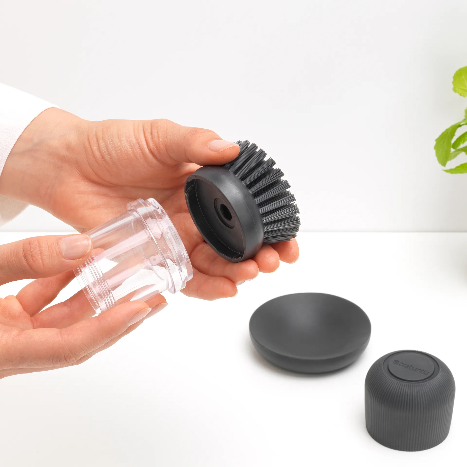 Brabantia dish soap holder with dish brush, dark 灰色 Brabantia