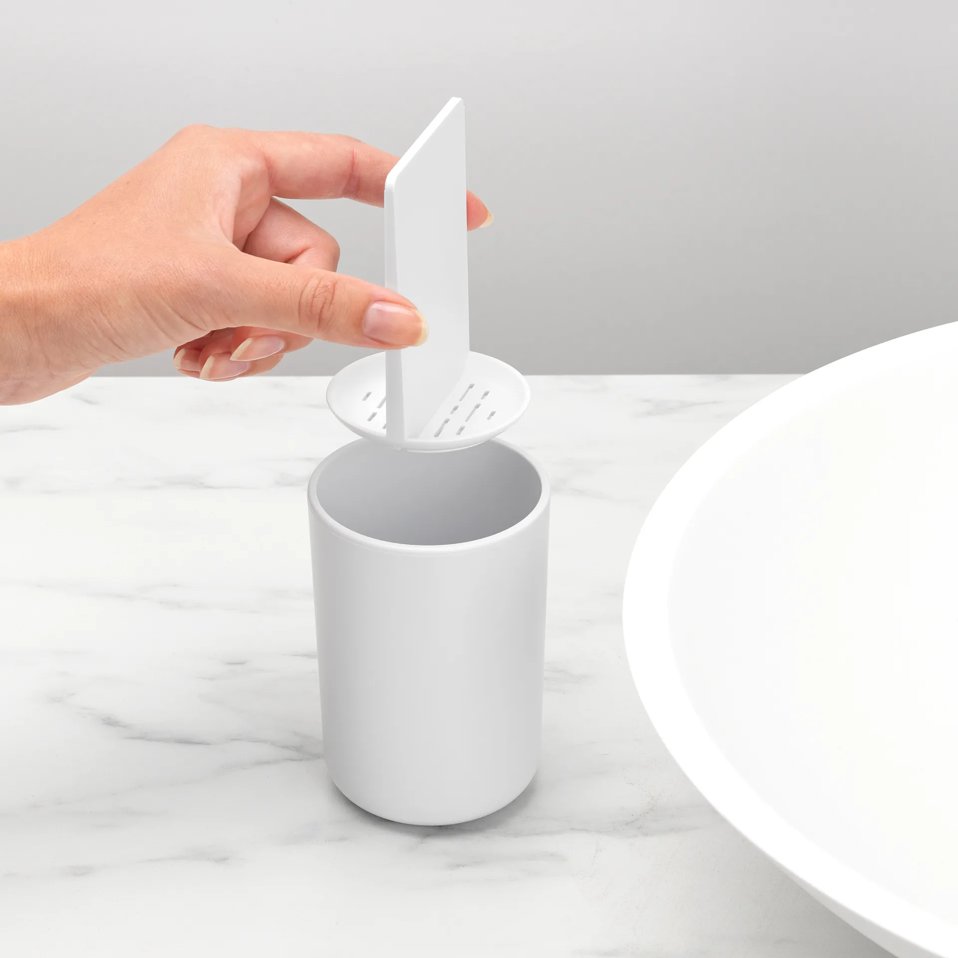Brabantia ReNew 牙刷架, 白色 Brabantia