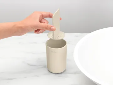 Brabantia ReNew 牙刷架 - 柔和米色 - Brabantia