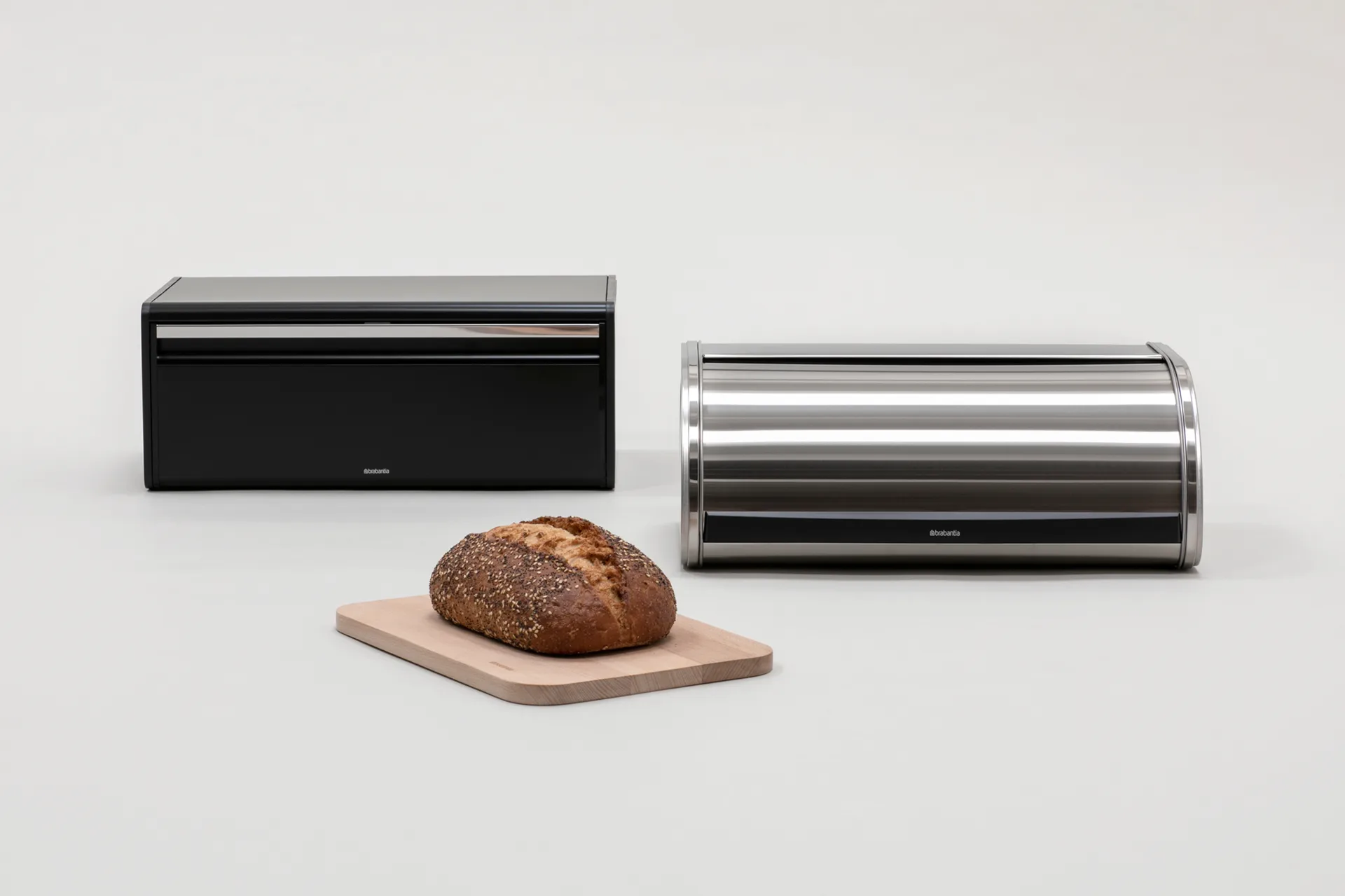 Fall Front 面包箱, 哑光黑色 Brabantia