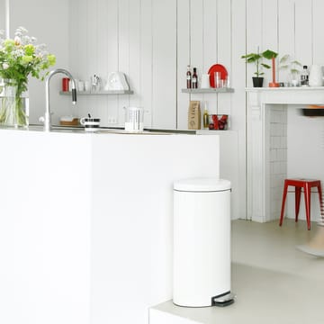 FlatBack+ 脚踏式垃圾桶  Silent 30 litres - 白色 - Brabantia