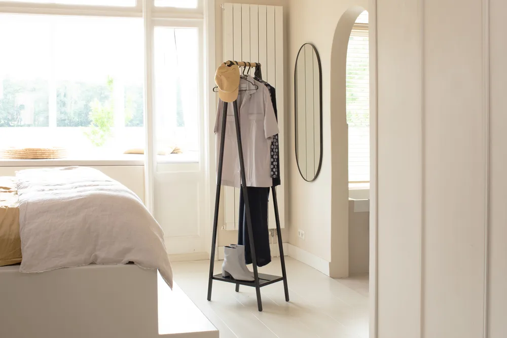 Linn 紧凑型衣架, 黑色 Brabantia