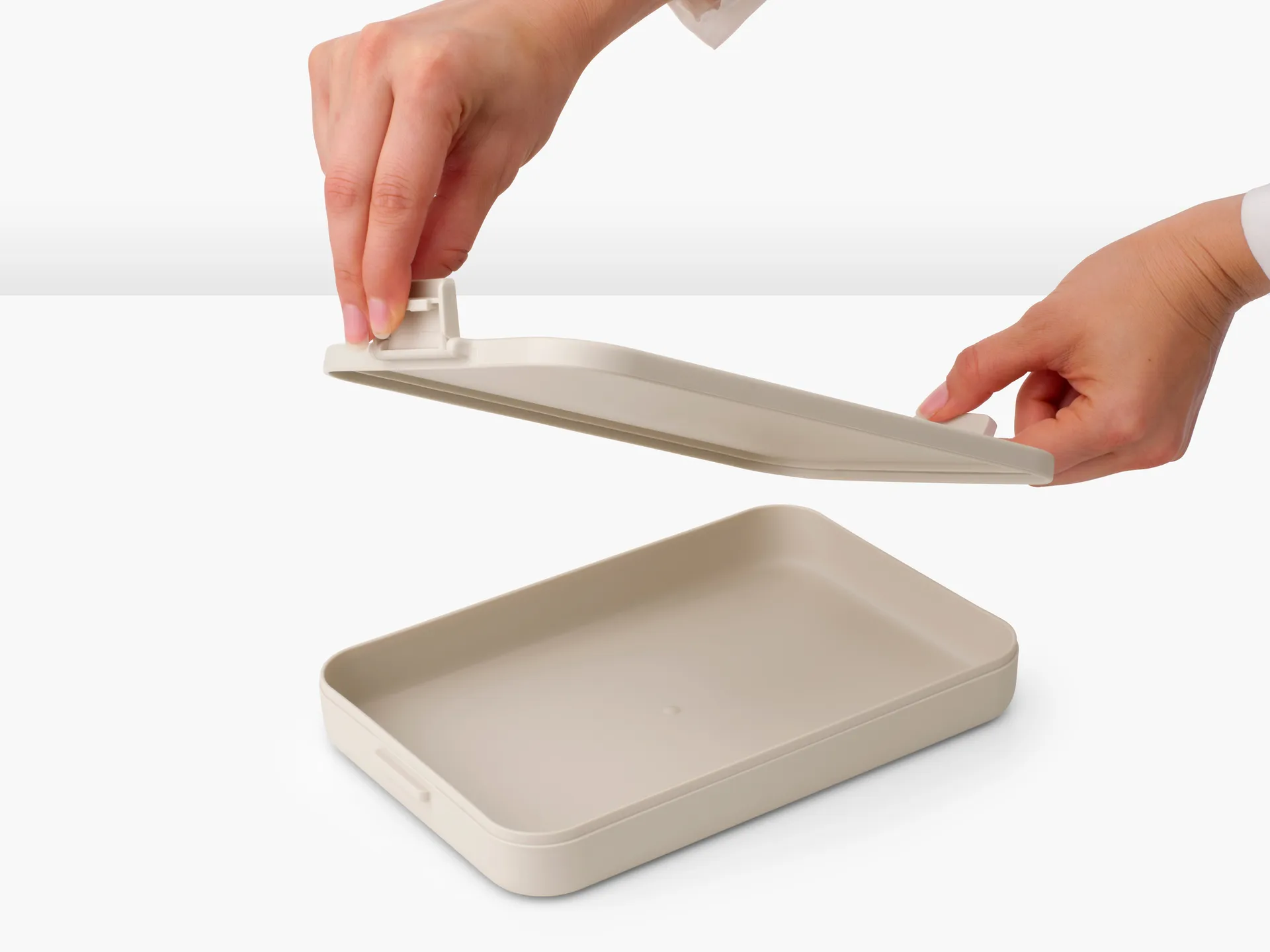 Make & Take 薄款1.1升午餐盒, 柔米色 Brabantia