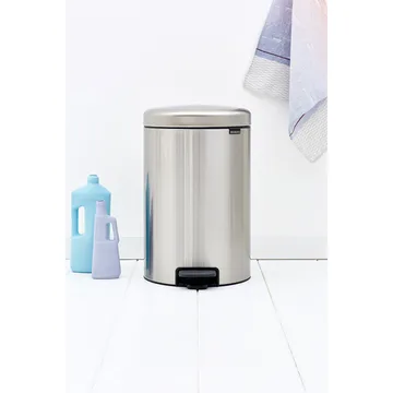 New Icon 新经典脚踏垃圾桶20升 - 哑光防指纹钢 - Brabantia